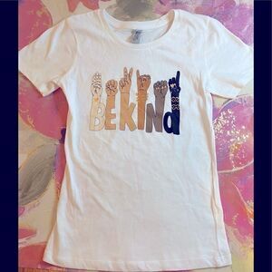 🛍Cotton Heritage Be Kind Graphic T Shirts L& XL